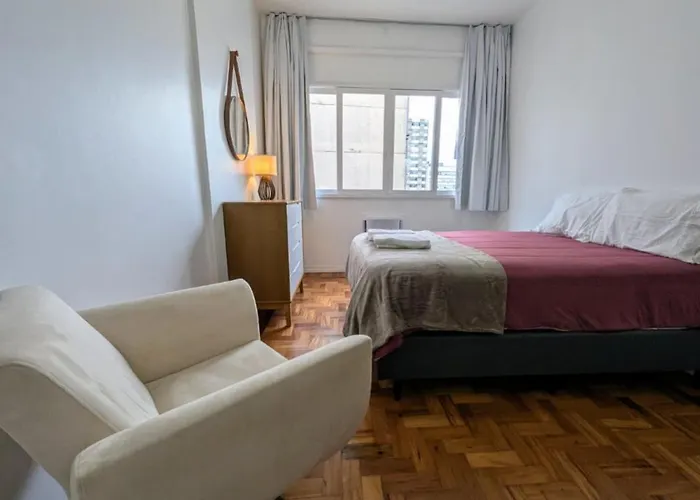 Espaçoso flat in Copacabana Rio de Janeiro